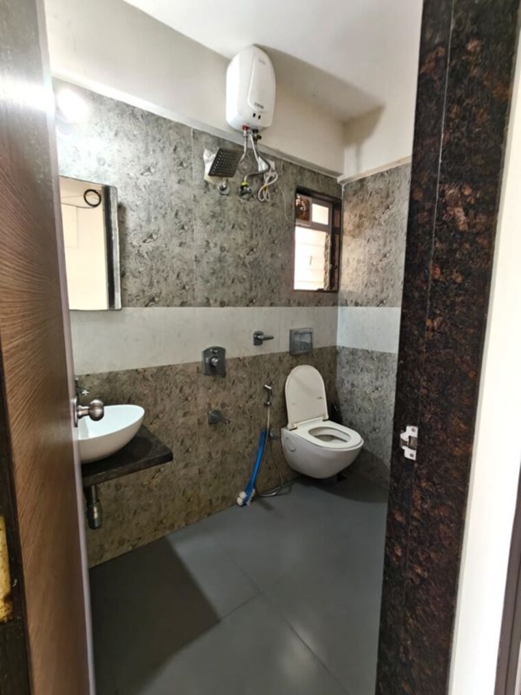 Bathroom, veena-serene 2 Bedroom 670 Sq.Ft. Apartment In Chembur Mumbai 10431676