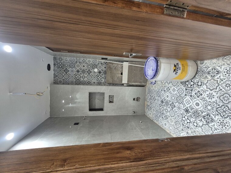 Bathroom, sector 85 4 Bedroom 250 Sq.Yd. Builder Floor In Sector 85 Faridabad 10431678