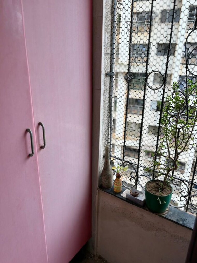 Balcony, goregaon-west-view-chs 1 Bedroom 450 Sq.Ft. Apartment In Goregaon West Mumbai 10431784