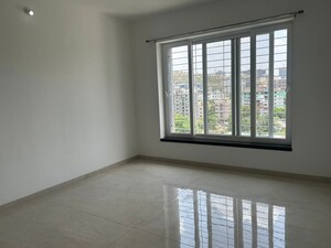 Room in 3 BHK Apartment at Aundh – for Rent