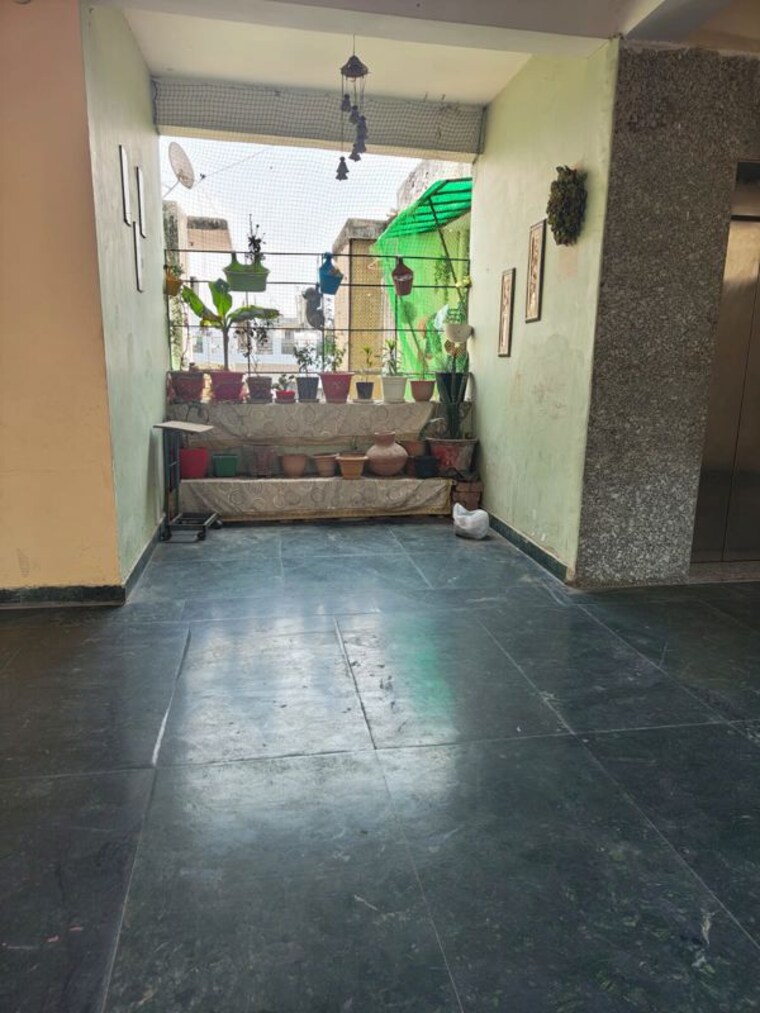 Room, sector 82 2 Bedroom 1325 Sq.Ft. Apartment In Sector 82 Noida 10431822