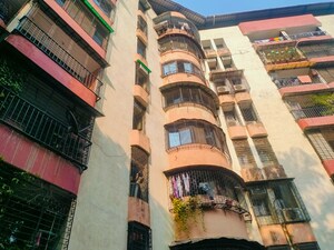  Apartment For Sale in Vasant Vihar