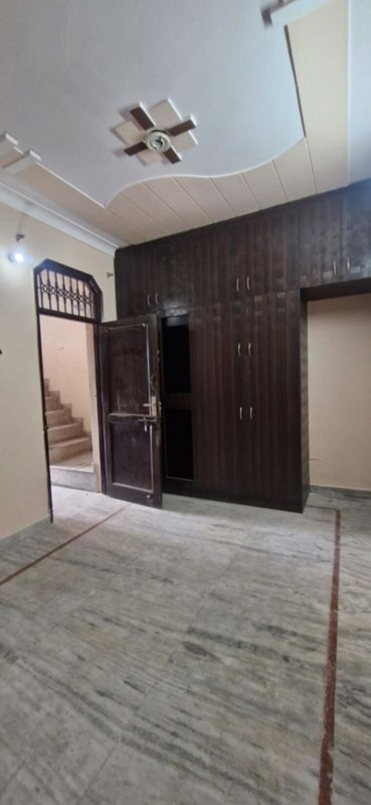Room, sector 16 a 3 Bedroom 160 Sq.Ft. Independent House In Sector 16 A Faridabad 10431981