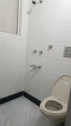 Bathroom in 2 BHK Builder Floor at Safdarjung Enclave – for Rent