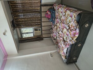 Bedroom in 2 BHK Apartment at Kurla – for Rent