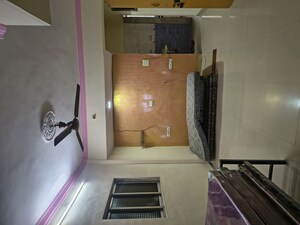 Furnished Amenities in 2 BHK Apartment at Kurla – for Rent