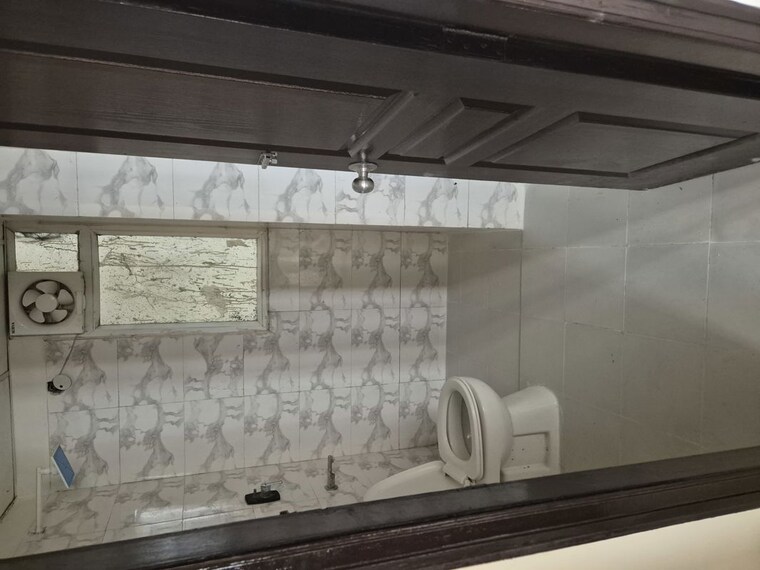Kitchen, sethi-max-royal 2 Bedroom 900 Sq.Ft. Apartment In Sector 76 Noida 10432185