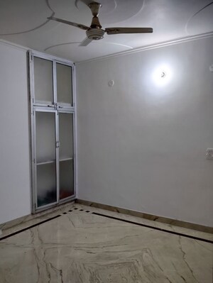 Bedroom in 3 BHK Builder Floor at Sector 9 – for Rent