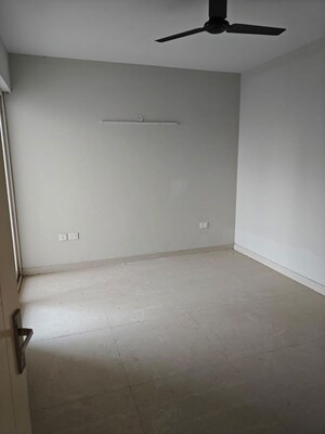Room in 3 BHK Apartment at Eldeco Live By The Greens, Sector 150 – for Sale
