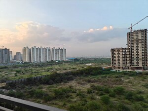 3 BHK Apartment For Sale in Eldeco Live By The Greens, Sector 150