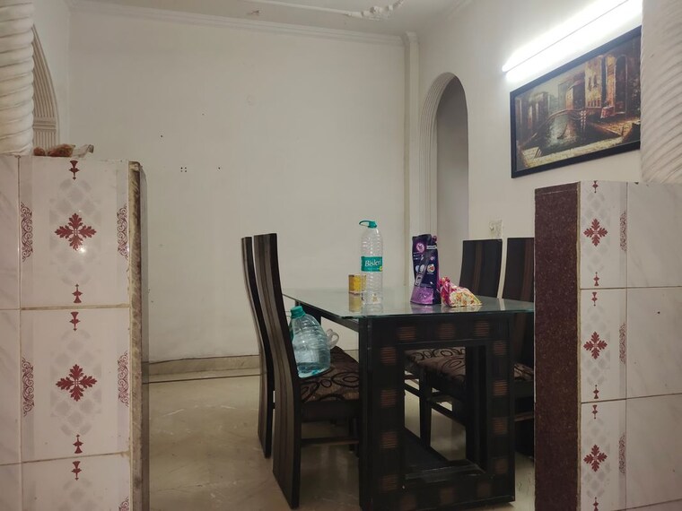 Gym, east of kailash 2 Bedroom 1100 Sq.Ft. Builder Floor In East Of Kailash Delhi 10432261