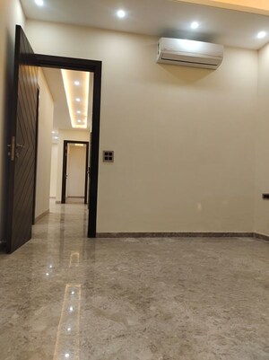 Room in 3 BHK Builder Floor at Kalkaji – for Sale