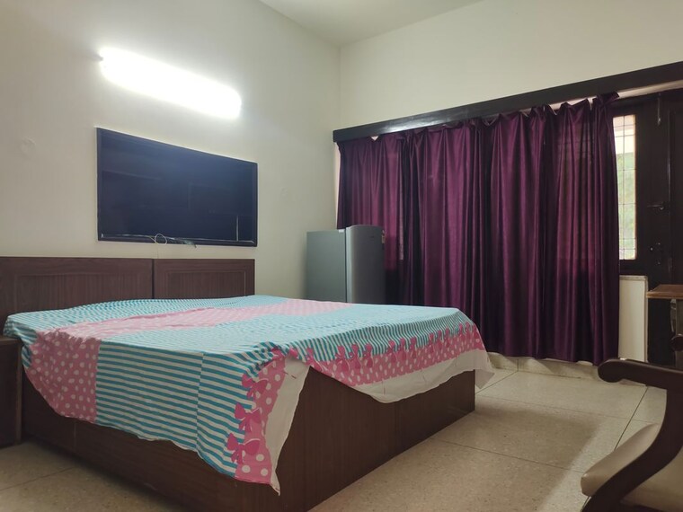 Bedroom, lajpat nagar iii 1 RK 500 Sq.Ft. Builder Floor In Lajpat Nagar Iii Delhi 10432268