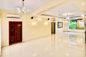 3.5 BHK Villa For Rent in Crest 4 Pali Hill, Bandra West
