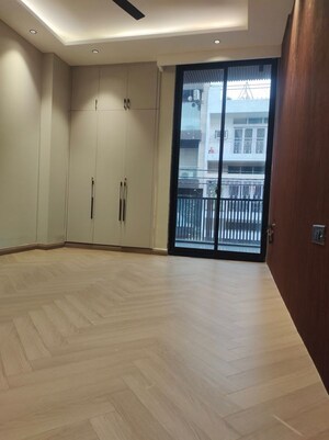 Room in 3 BHK Builder Floor at Greater Kailash I – for Sale