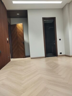 Room in 3 BHK Builder Floor at Greater Kailash I – for Sale
