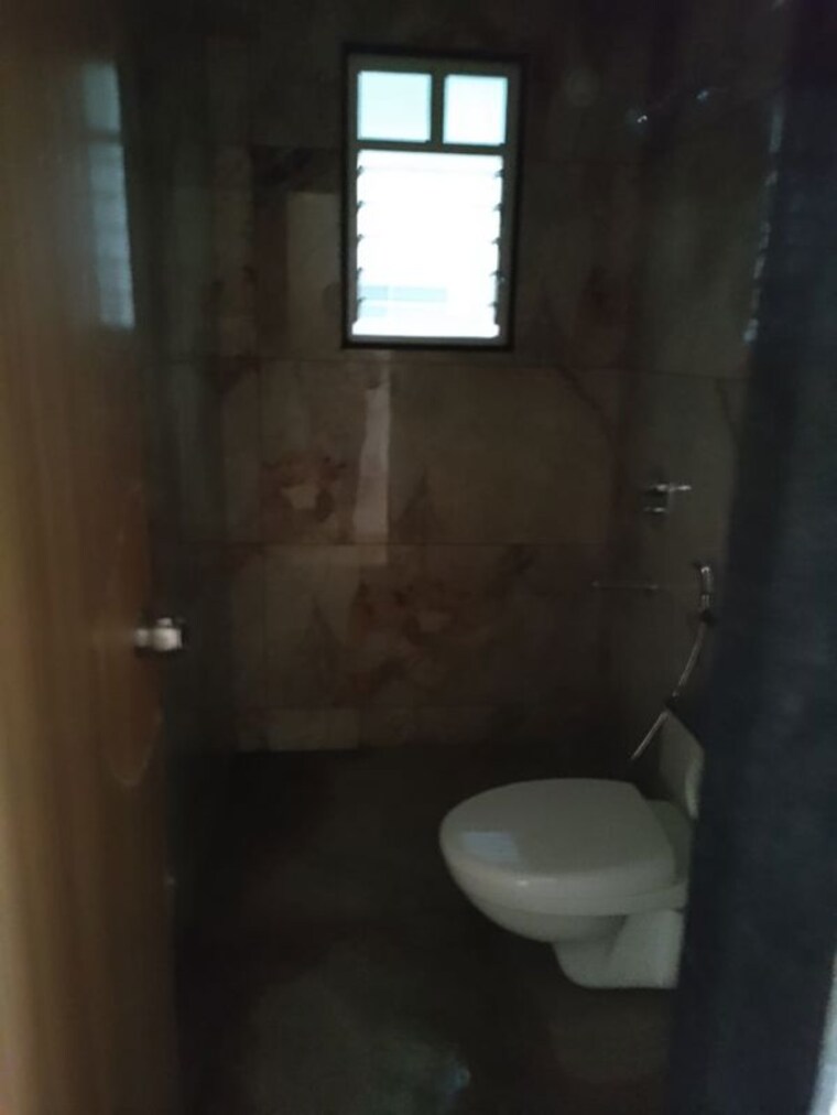 Bathroom, tirupati-regalia 2 Bedroom 1000 Sq.Ft. Apartment In Vishrantwadi Pune 10432323