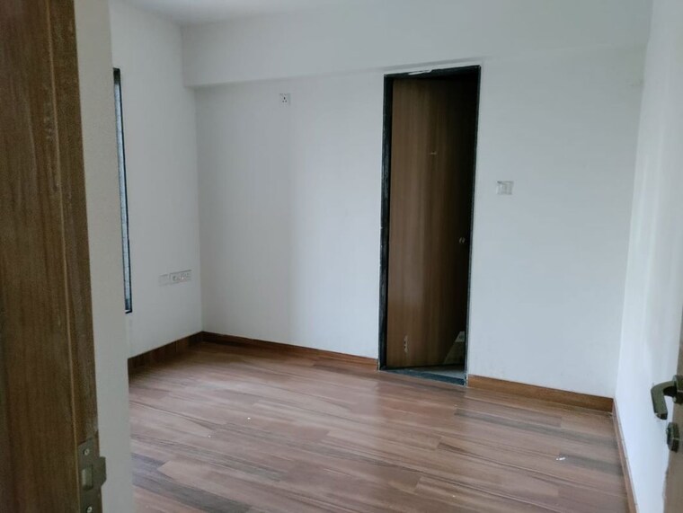 Room, tirupati-regalia 2 Bedroom 1000 Sq.Ft. Apartment In Vishrantwadi Pune 10432323