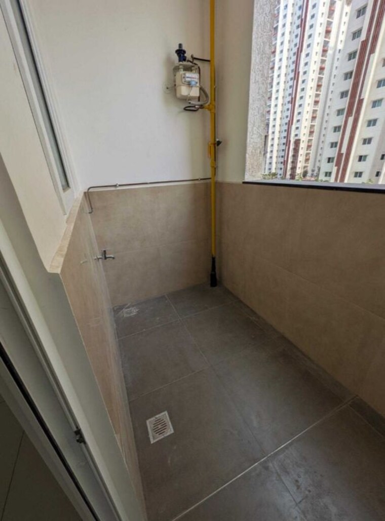 Bathroom, aparna-zenon 3 Bedroom 1826 Sq.Ft. Apartment In Puppalaguda Hyderabad 10432334