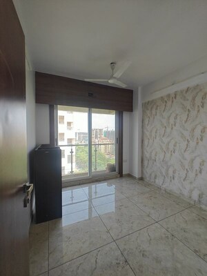 Room in 3 BHK Apartment at Laxmi Icon, Neral – for Rent