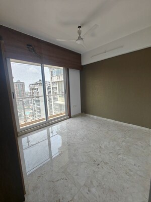 Room in 3 BHK Apartment at Laxmi Icon, Neral – for Rent