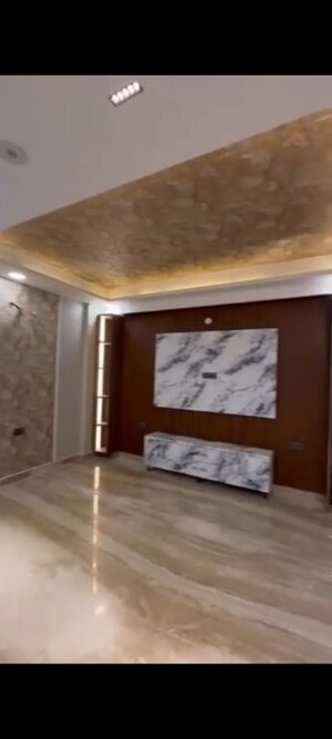 Room in 3 BHK Builder Floor at BP Homes, Sector 85 – for Sale