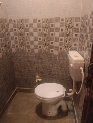 Bathroom in 1 BHK Independent House at Janak Puri – for Rent