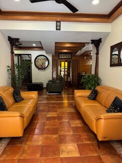 4 BHK + Pooja Room,Study Room,Extra Room,Store Room Apartment For Sale in Malleswaram