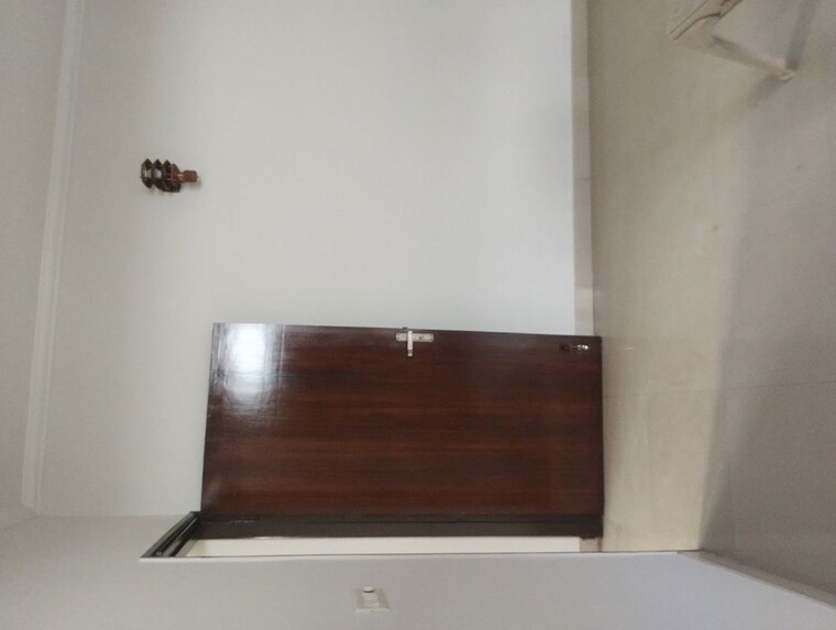 Room, suraksha-vihar-cghs 4 Bedroom 2000 Sq.Ft. Apartment In Sector 45 Faridabad 10432418