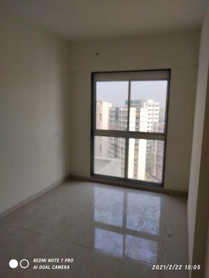 Room in 2.5 BHK Apartment at Godrej Central, Chembur – for Rent