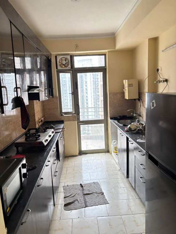 2 BHK + Store Room 950 Sq.Ft. Apartment in Omkar Royal Nest