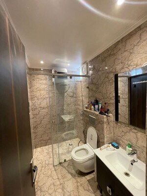 Bathroom in 3.5 BHK Apartment at Supreme Towers, Sector 99 – for Rent