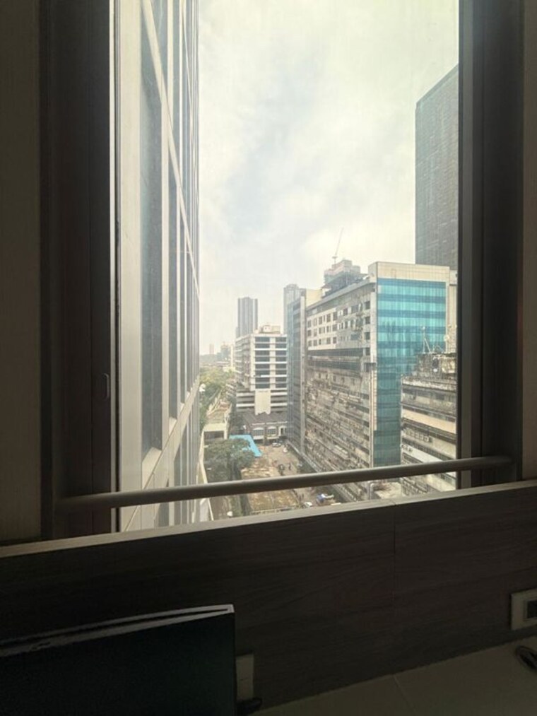 Balcony, kakad-chambers Commercial Office Space 1390 Sq.Ft. In Worli Mumbai 10432533
