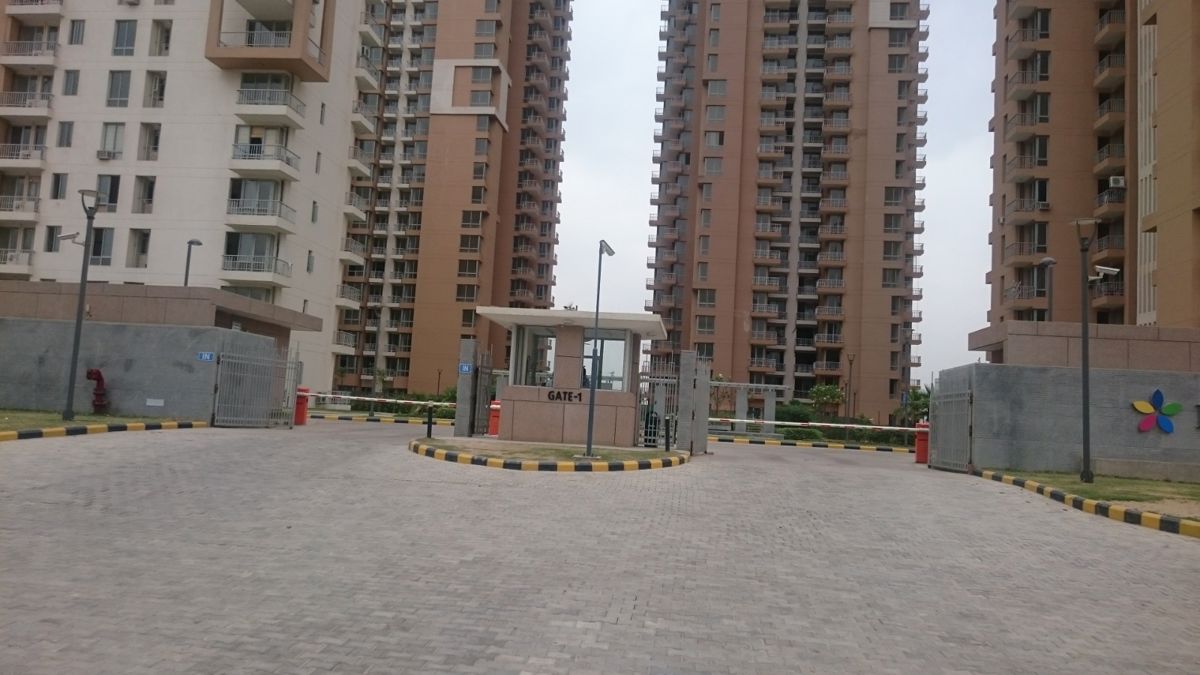 2 BHK + Servant Room 1380 Sq.Ft. Apartment in Pioneer Park Phase 1