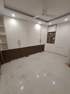 2 BHK + Pooja Room Apartment For Rent in Sector 25