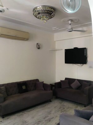  Apartment For Rent in Jalvayu Towers, Sector 56