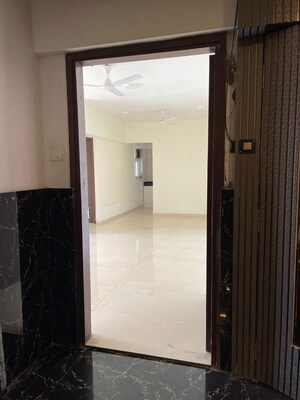 Room in 3 BHK Apartment at Ruparel Orion, Chembur – for Rent