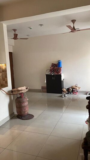 Furnished Amenities in 2 BHK Apartment at Hawelia Valencia Homes, Sector 1 Greater Noida – for Rent