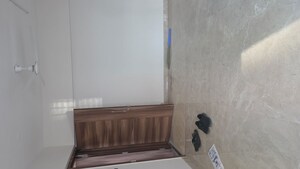 Furnished Amenities in 2 BHK Apartment at  Rushi The Kollage Andheri, Andheri East – for Rent