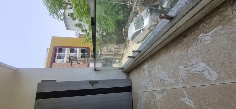 Balcony, new palam vihar phase 3 6+ Bedroom 5000 Sq.Ft. Independent House In New Palam Vihar Phase 3 Gurgaon 10432589
