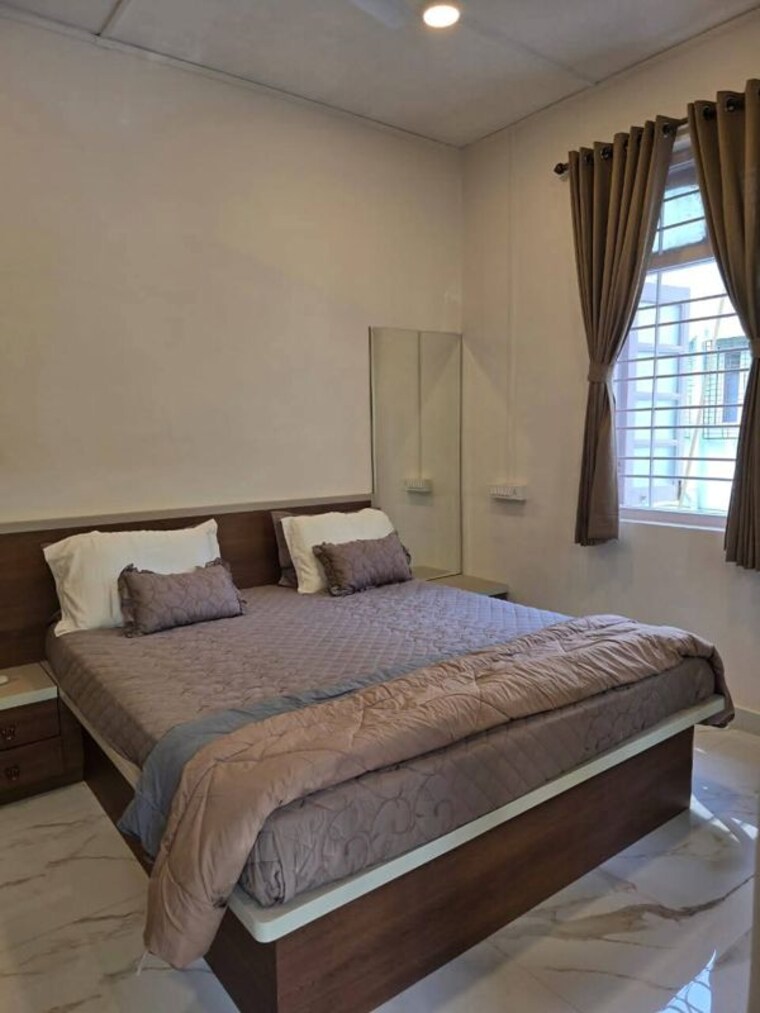 Bedroom, bandstand-apartment 3 Bedroom 1200 Sq.Ft. Apartment In Bandra West Mumbai 10432624
