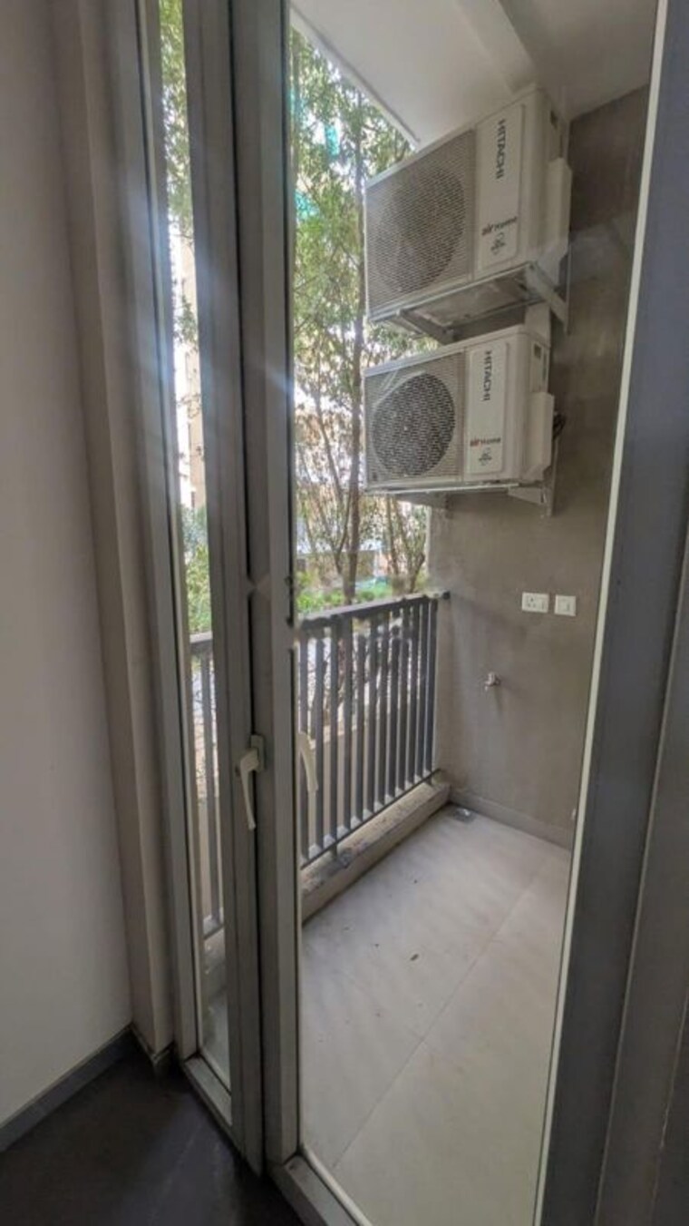 Balcony, m3m-antalya-hills 3.5 Bedroom 3300 Sq.Ft. Apartment In Sector 79 Gurgaon 10432644