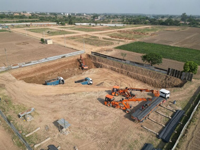 undefined, ambika-florence-park  200 Sq.Yd. Plot In North Mullanpur Chandigarh 10432627