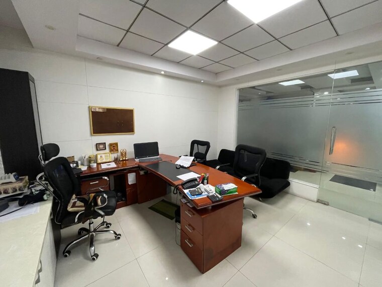 Team Area, sector 2 Commercial Office Space 3000 Sq.Ft. In Sector 2 Noida 10432646