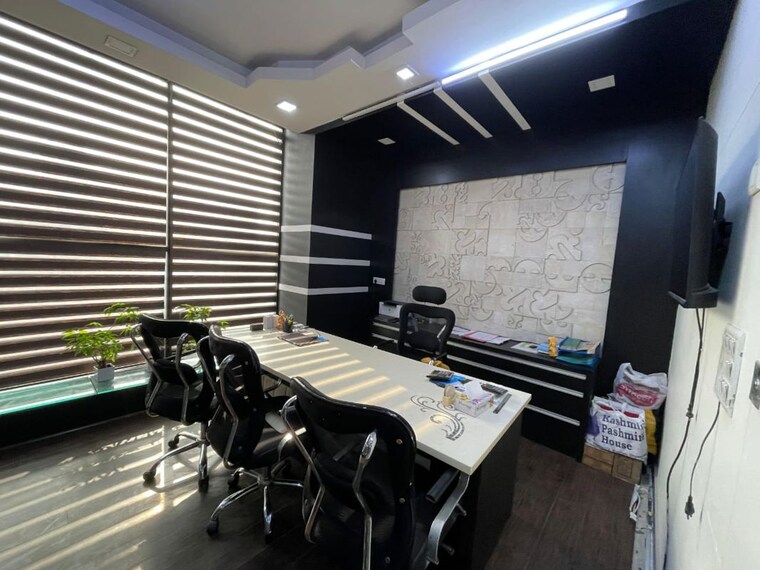 Team Area, sector 2 Commercial Office Space 3000 Sq.Ft. In Sector 2 Noida 10432646