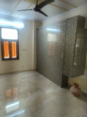 2 BHK Builder Floor For Rent in Vikas Puri