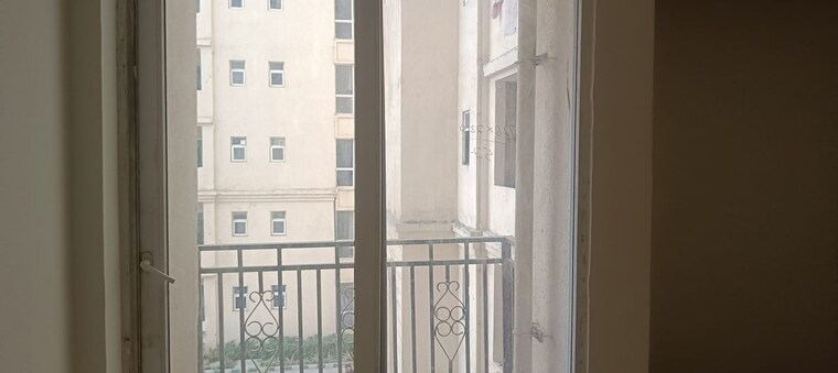 Balcony, sector 63 2 Bedroom 840 Sq.Ft. Apartment In Sector 63 Gurgaon 9881145