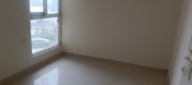 Room, sector 63 2 Bedroom 840 Sq.Ft. Apartment In Sector 63 Gurgaon 9881145