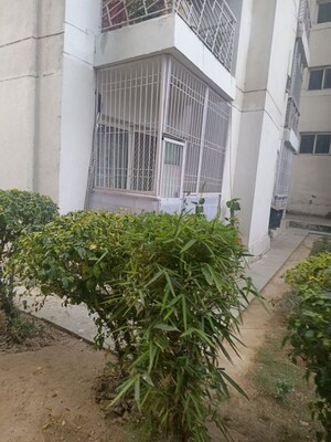 Balcony in 2 BHK Apartment at BPTP Princess Park, Sector 86 – for Sale