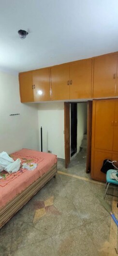 2 BHK Builder Floor For Rent in Rohini Sector 5